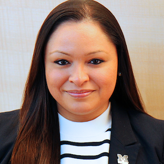 Headshot of Laura Saavedra